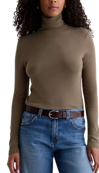 Chels Turtleneck