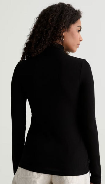 Chels Turtleneck