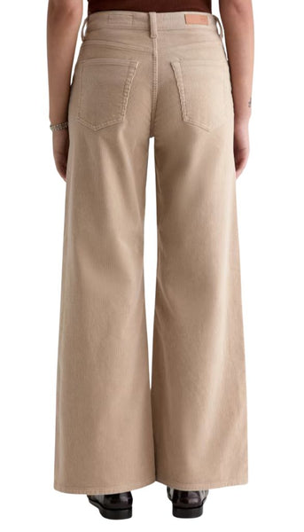 Saige Wide Leg-Mid Rise Fit