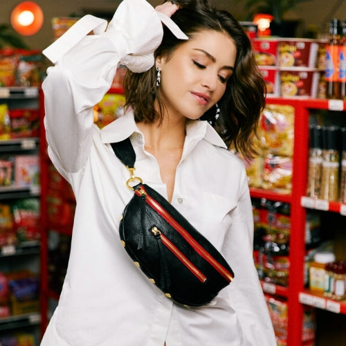 Charles Crossbody Medium-Black BG,Red Zip