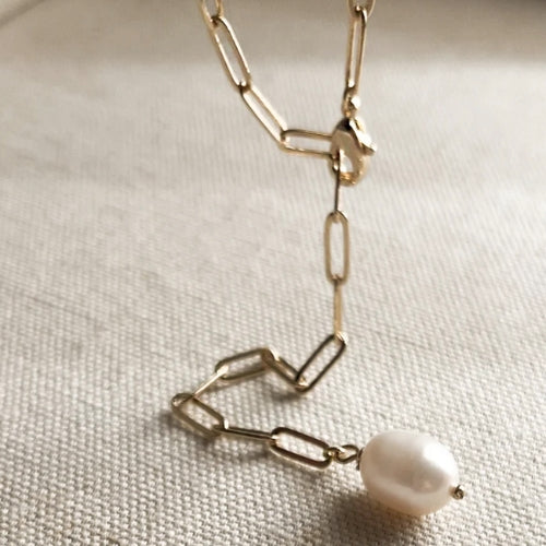 Lea Pearl Lariat Necklace