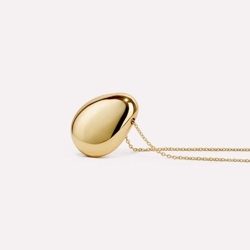 Pebble Gold Pendant Necklace