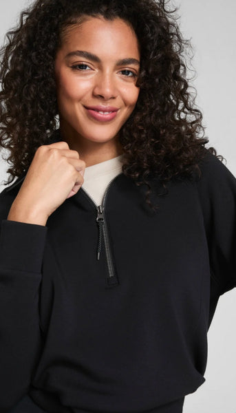 AirEssentials Half Zip