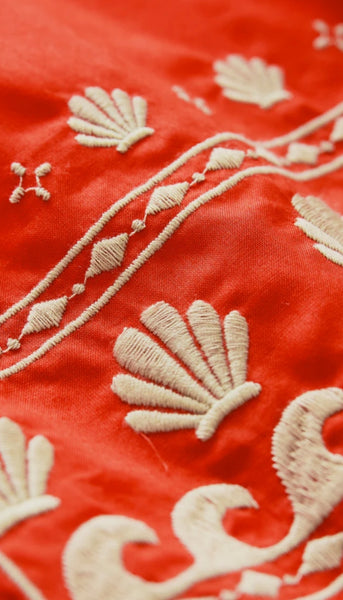 Cast Of Waves Top