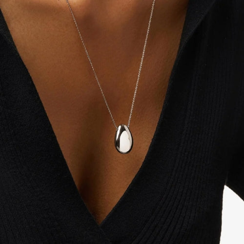 Pebble Silver Pendant Necklace