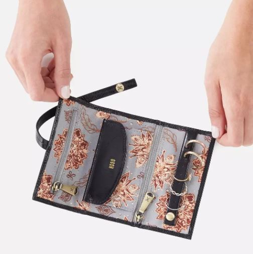 louis vuitton pencil case roll