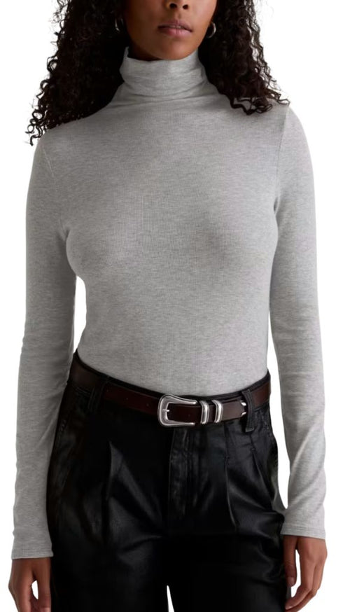 Chels Turtleneck