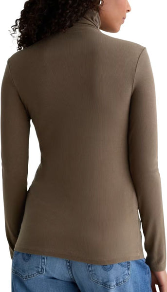 Chels Turtleneck