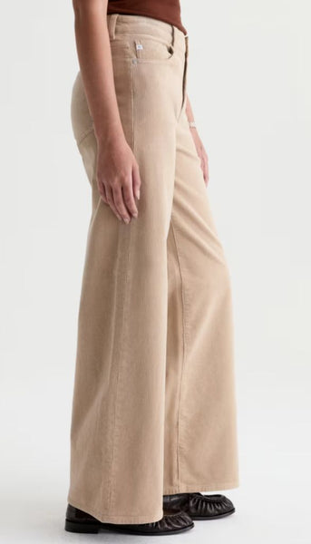 Saige Wide Leg-Mid Rise Fit
