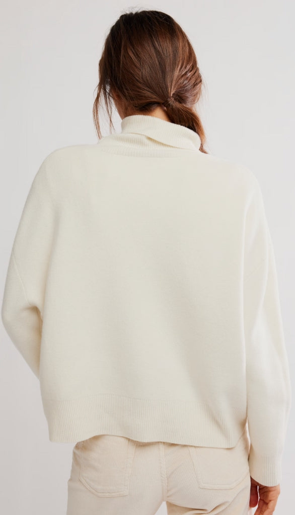 Sigma Turtleneck