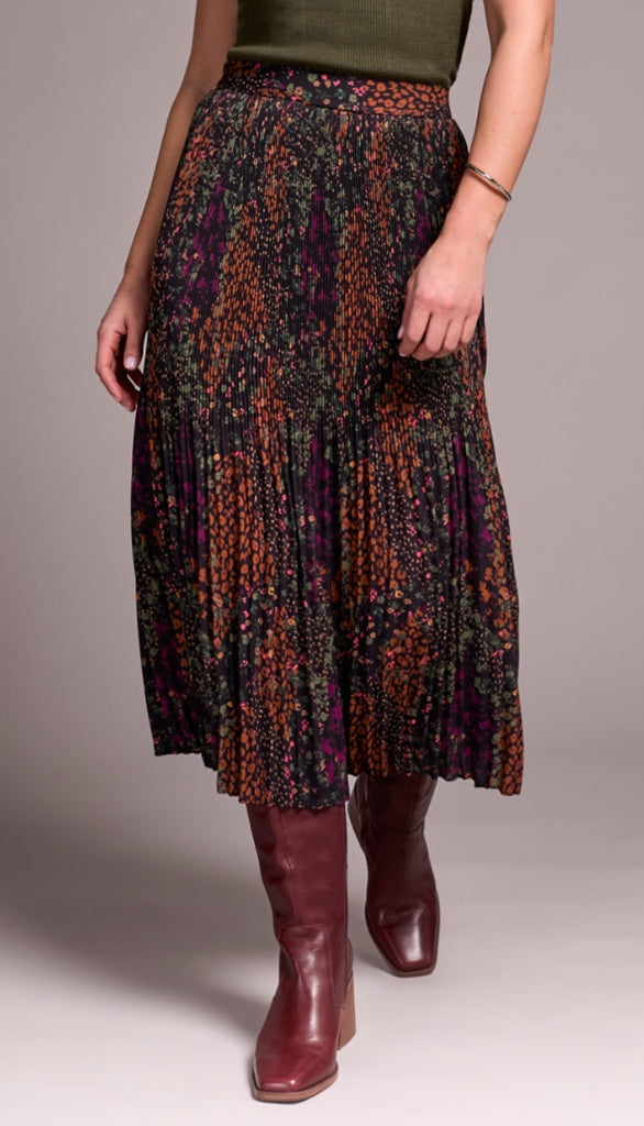 Plisse Skirt With Split