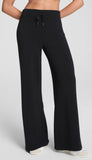 AirEssentials Wide Leg Pant