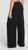 AirEssentials Wide Leg Pant