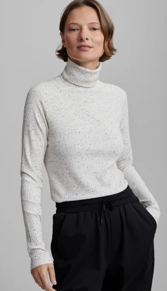 Roya Rollneck Long Sleeve Tee