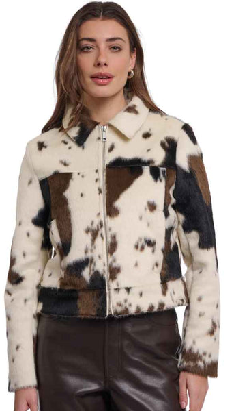Jacket With Zip Closure